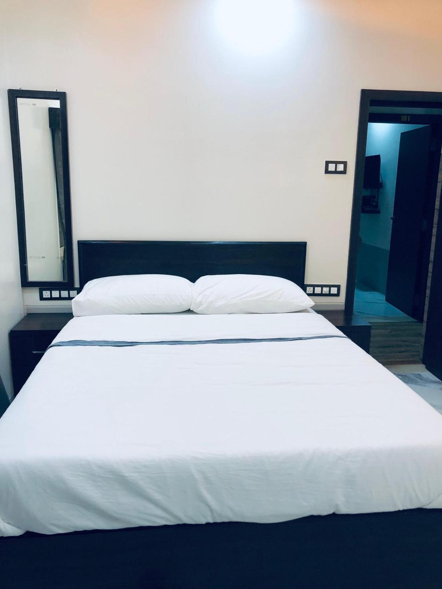 Sameena Guest House Panchgani Extérieur photo